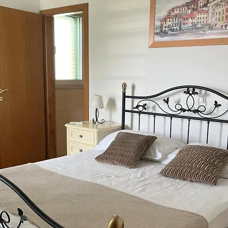 Apartman With Sea View & Swimming Pool At Ciovo - Amaris Trogir
