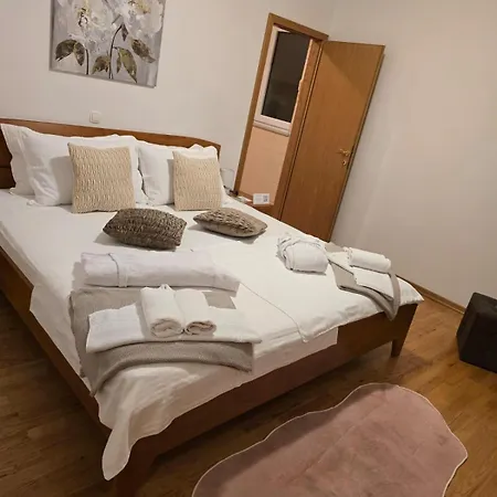 Lejlighed Amaris - With Sea View & Heated Swimming Pool At Ciovo