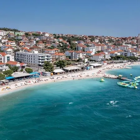 Lejlighed Amaris - With Sea View & Heated Swimming Pool At Ciovo Trogir