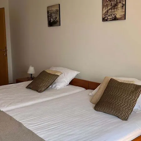 Apartamento With Sea View & Swimming Pool At Ciovo - Amaris