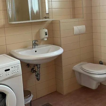 With Sea View & Swimming Pool At Ciovo - Amaris Apartamento *